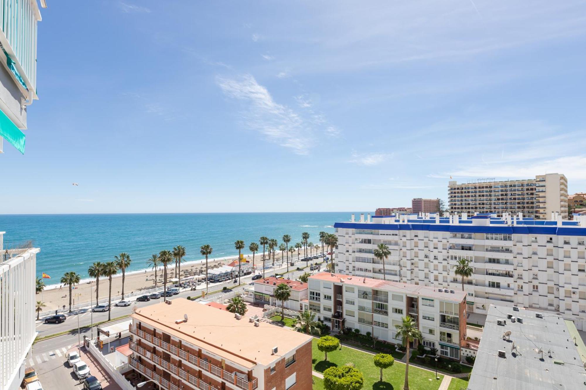 Vb Benalmadena 1 Bedroom Waterfront Apt Bagian luar foto